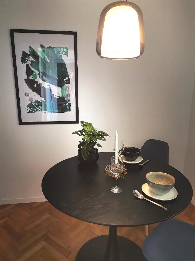 Studio Apartment Monvi พูลา ภายนอก รูปภาพ